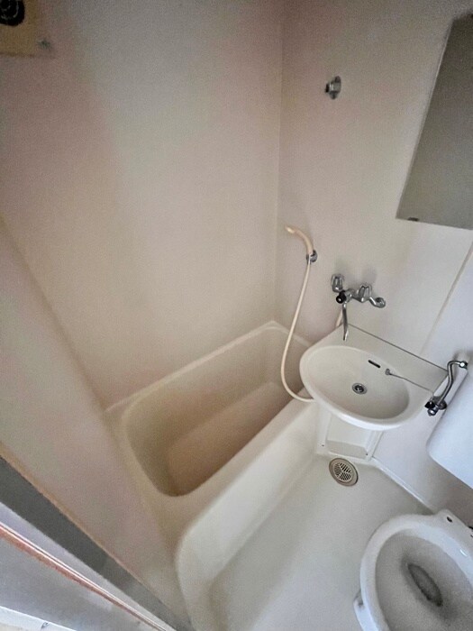 ヴィラ本厚木の物件内観写真