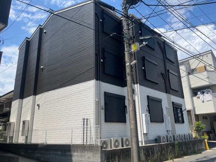 メゾンココン久地の物件外観写真