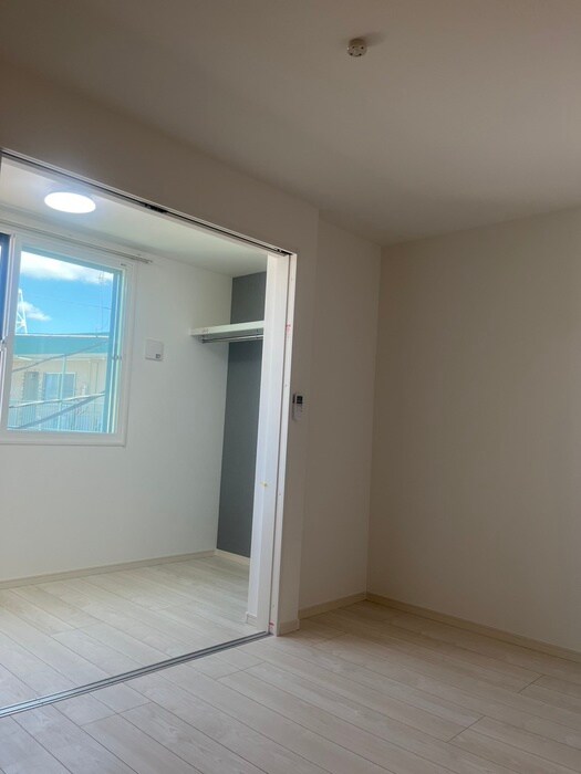 メゾンココン久地の物件内観写真