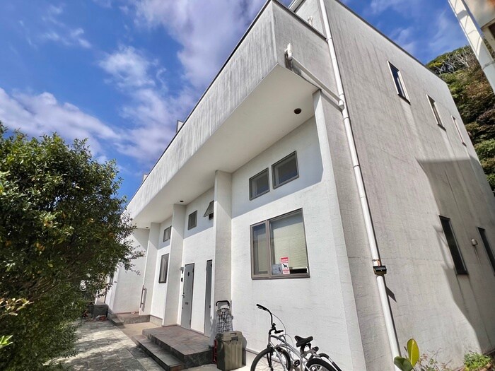 新・葉山庭園住宅の物件外観写真