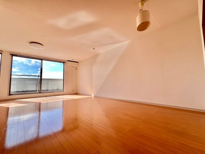 新・葉山庭園住宅の物件内観写真