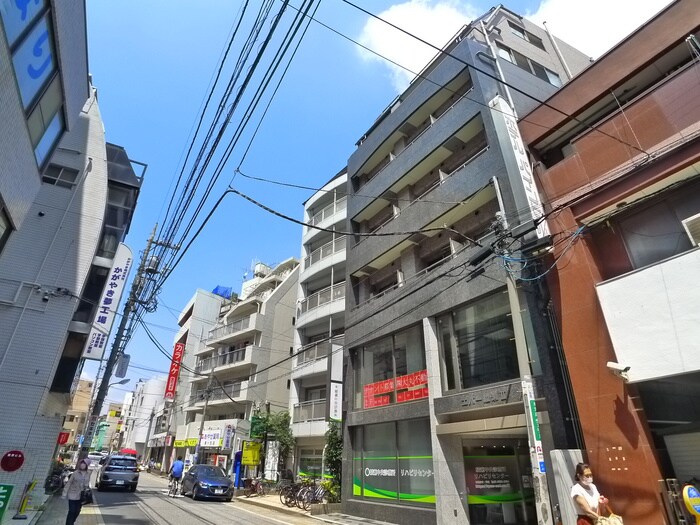 エバー綾瀬Ⅱの物件外観写真