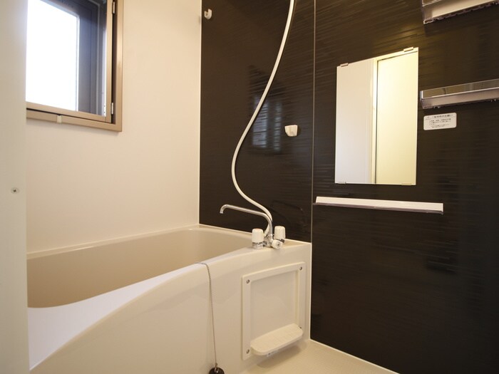 エバー綾瀬Ⅱの物件内観写真