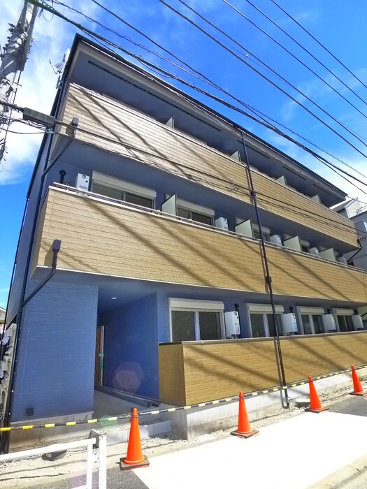 ＡＶＥＮＩＲの物件外観写真