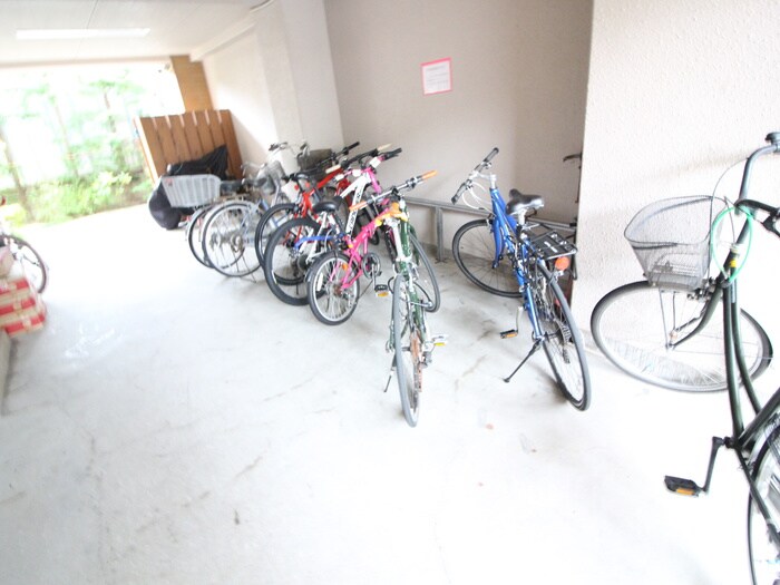 パークサイドマンション松が丘の物件外観写真