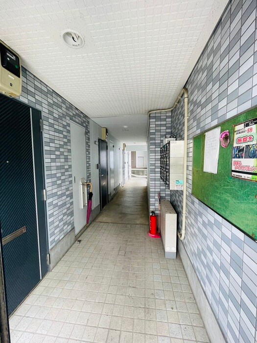 アズ－ル沼袋の物件外観写真