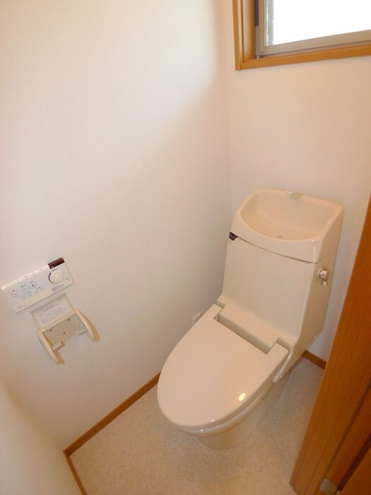 エスポワ－ルの物件内観写真