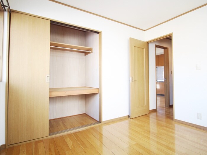 セレンシア大泉の物件内観写真