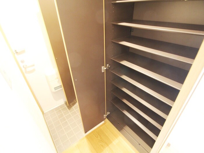 セレンシア大泉の物件内観写真