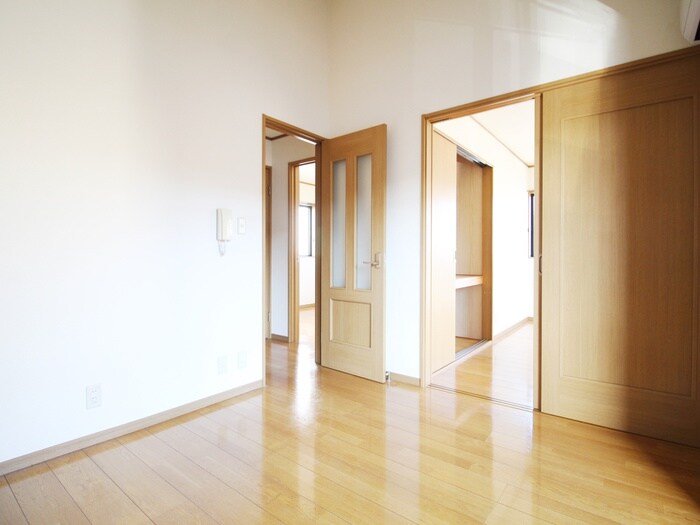 セレンシア大泉の物件内観写真