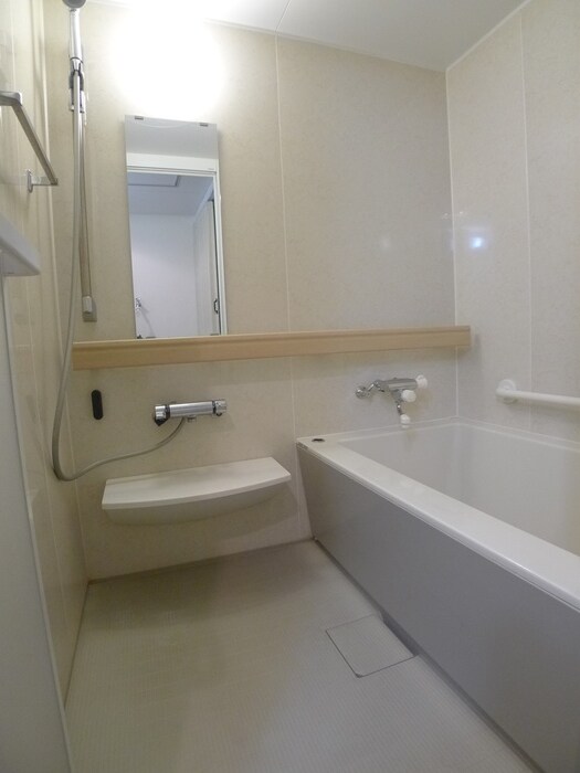 市川グリーンハイツＢ棟の物件内観写真