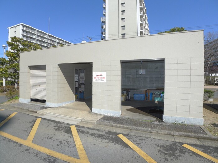 市川グリーンハイツＢ棟の物件外観写真