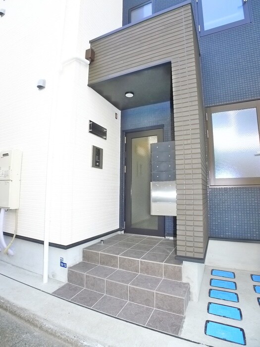 コンフォール新小岩の物件外観写真