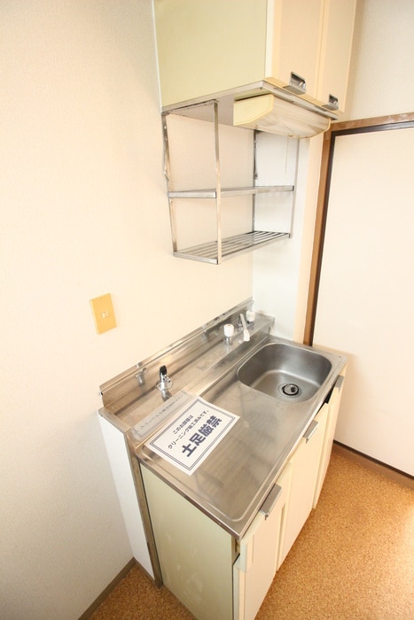 弥生レジデンスA棟の物件内観写真