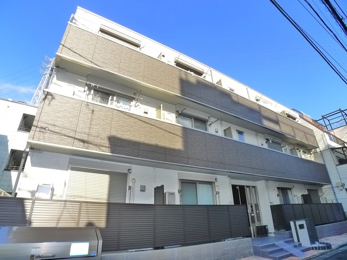 コンフォール高砂の物件外観写真