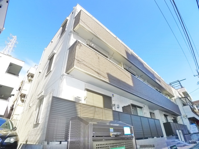 コンフォール高砂の物件外観写真