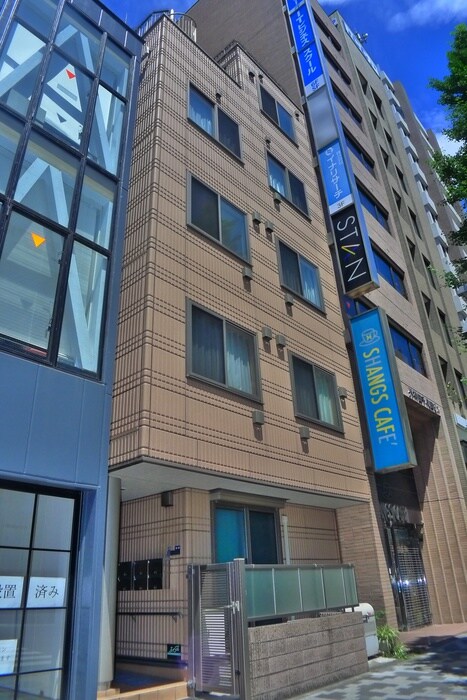 ペントス神田五軒町の物件外観写真