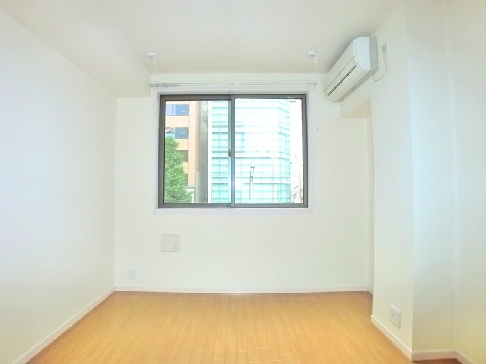 ペントス神田五軒町の物件内観写真