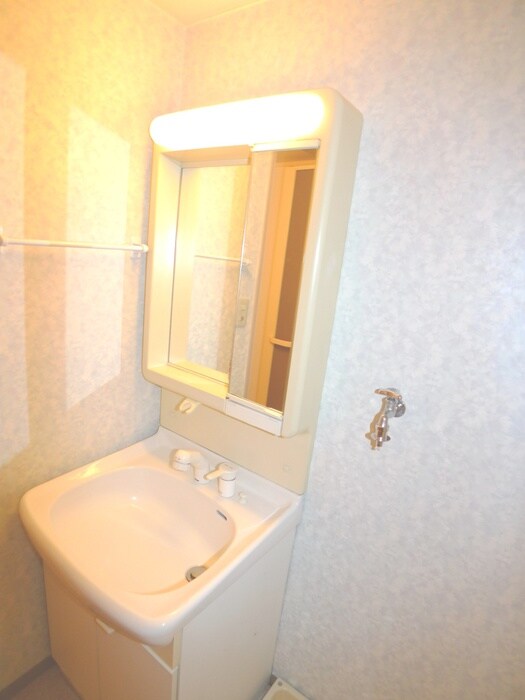 エメラルドハイツＥの物件内観写真