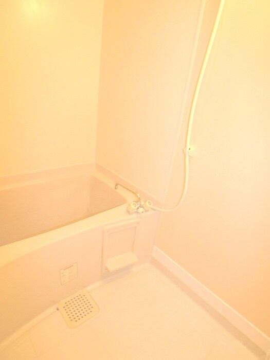 エメラルドハイツＥの物件内観写真