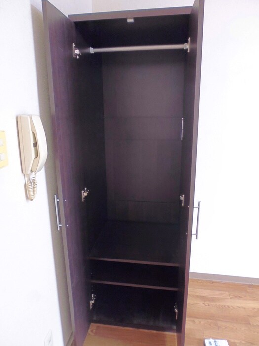 BRICK COURTの物件内観写真