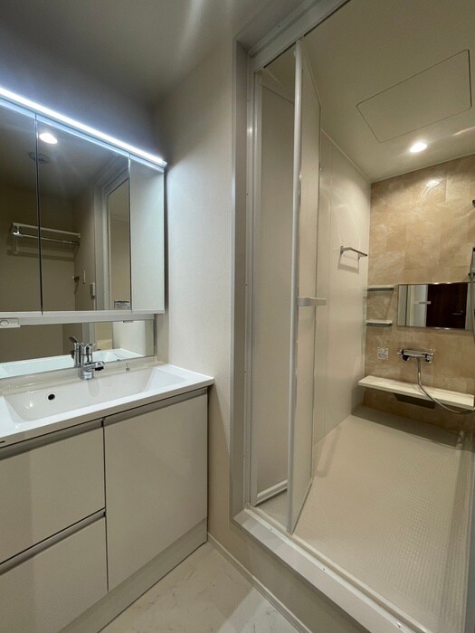 フロントスクエア越谷の物件内観写真