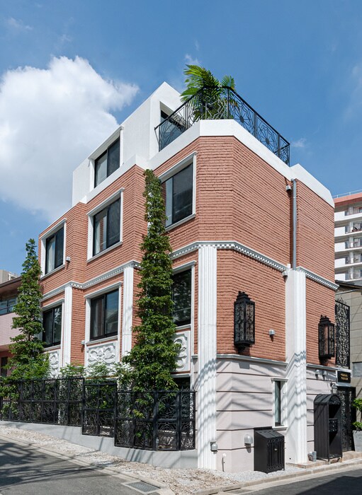 CONTEL YOTSUYAの物件外観写真