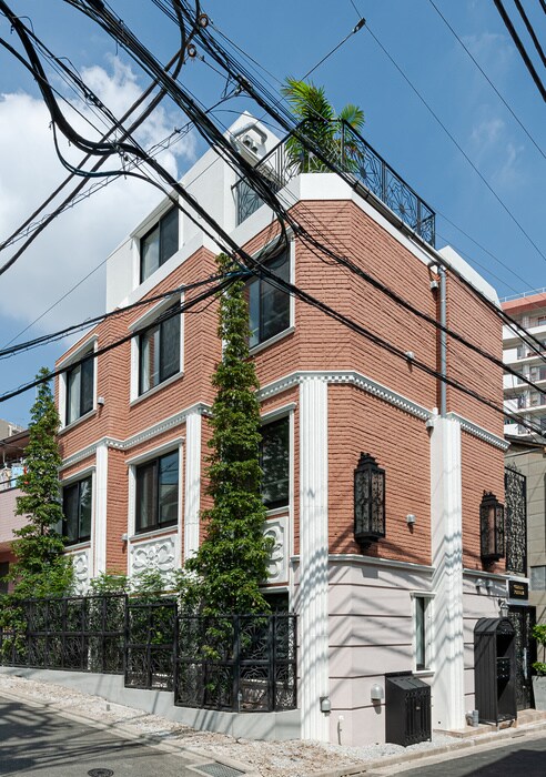 CONTEL YOTSUYAの物件外観写真