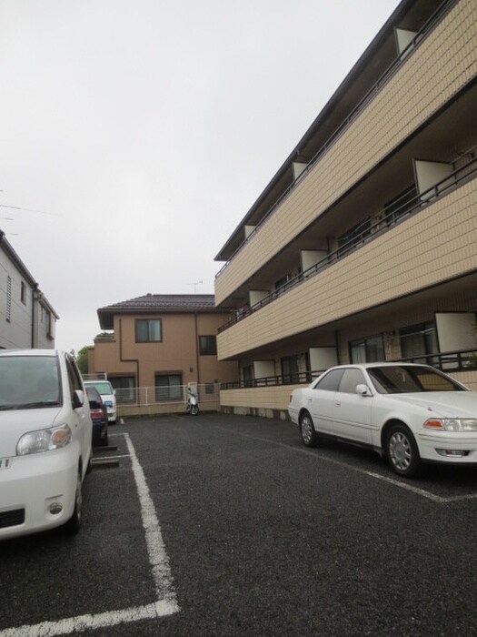 エクセルフラットⅢの物件外観写真