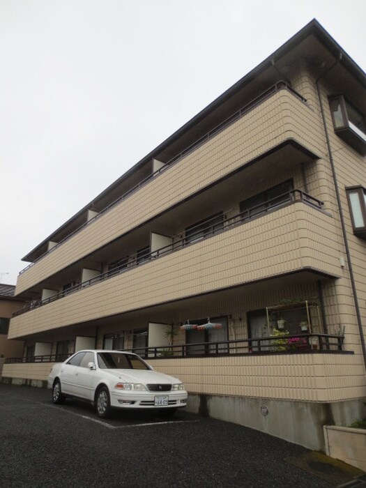 エクセルフラットⅢの物件外観写真