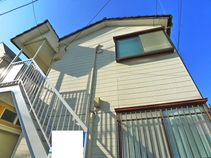 日栄コーポの物件外観写真