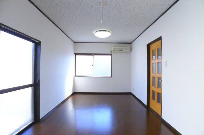 日栄コーポの物件内観写真