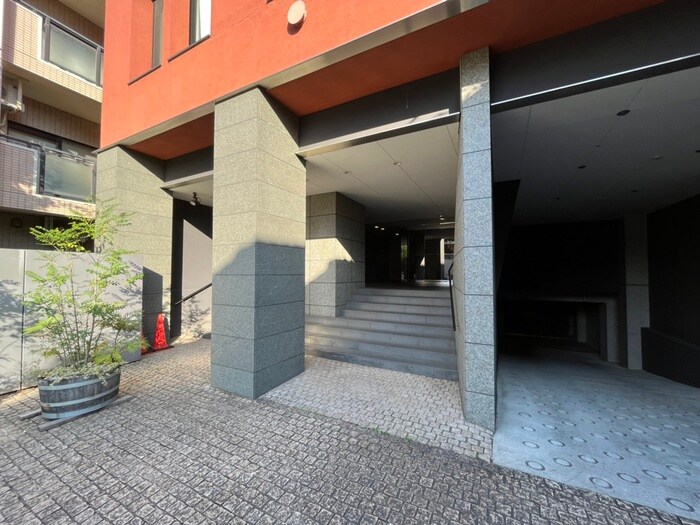 開洋館の物件外観写真