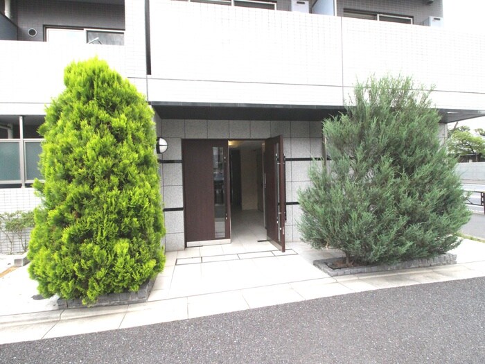 アイル上北沢の物件外観写真