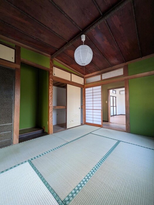 鎌塚3丁目戸建の物件内観写真