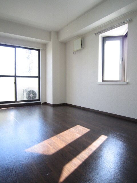 エレガンス葛西の物件内観写真