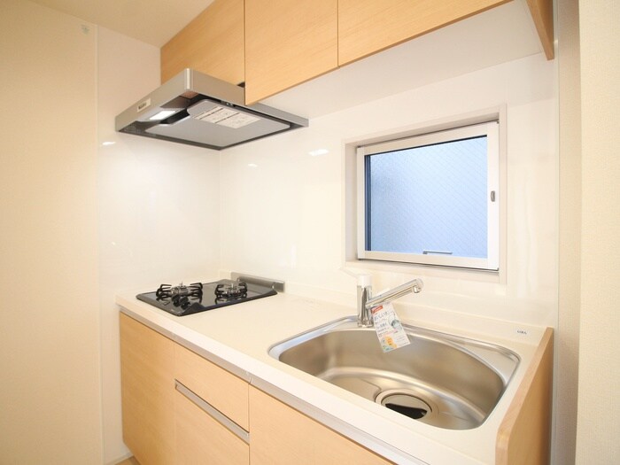 ﾘｰﾌﾞﾙﾌｧｲﾝ三郷新和Ⅱの物件内観写真