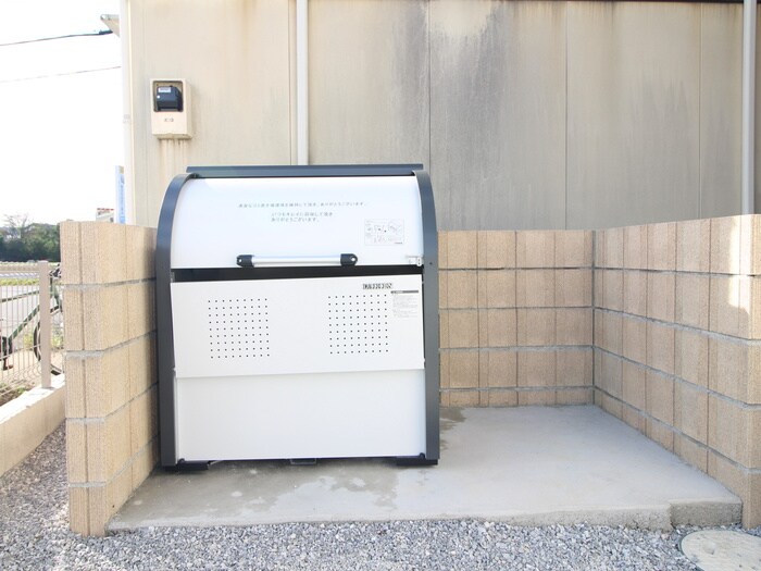 ﾘｰﾌﾞﾙﾌｧｲﾝ三郷新和Ⅱの物件外観写真