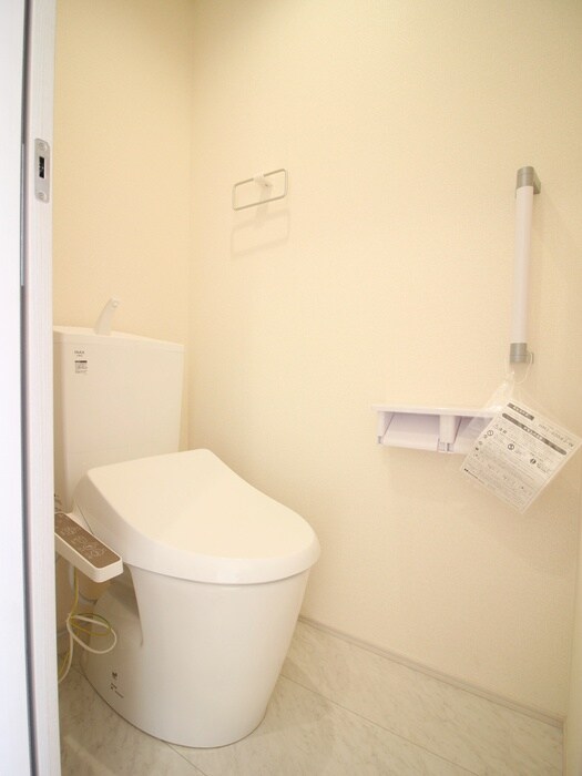 ﾘｰﾌﾞﾙﾌｧｲﾝ三郷新和Ⅱの物件内観写真