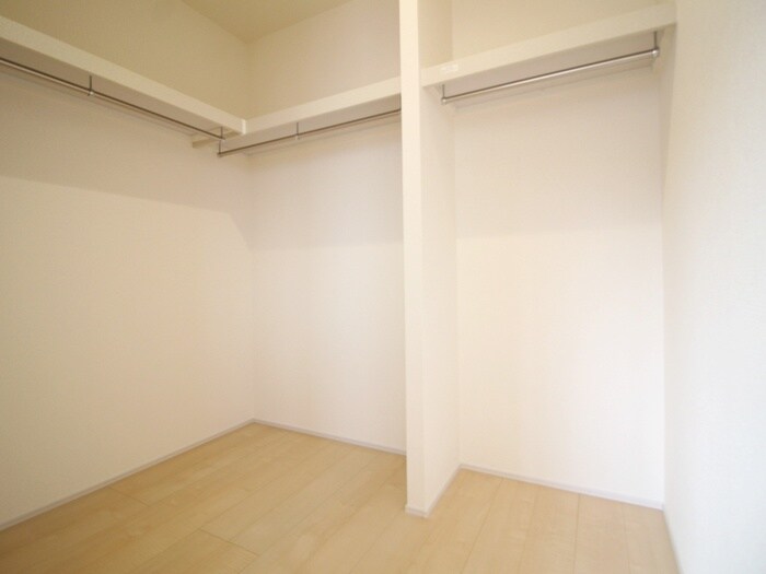 ﾘｰﾌﾞﾙﾌｧｲﾝ三郷新和Ⅱの物件内観写真