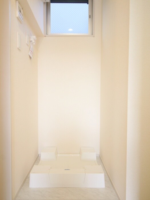 ﾘｰﾌﾞﾙﾌｧｲﾝ三郷新和Ⅱの物件内観写真