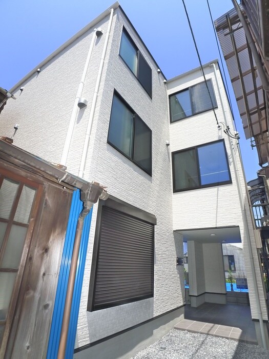 フォルトゥナ北千住の物件外観写真