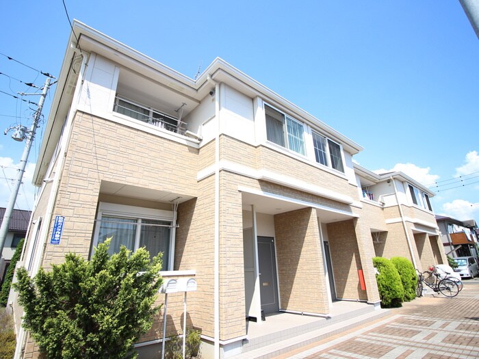 プロニティHYの物件外観写真