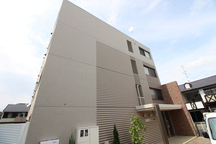 カーサ・Wの物件外観写真