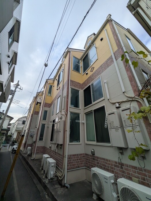 ユナイト根岸ブルーノ・コンティの物件外観写真