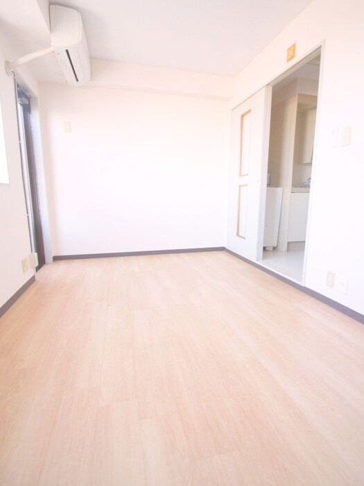 プチ・バレ－ヌ自由が丘の物件内観写真