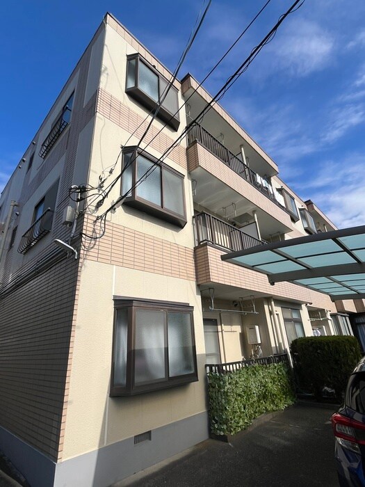 サニースクエアの物件外観写真