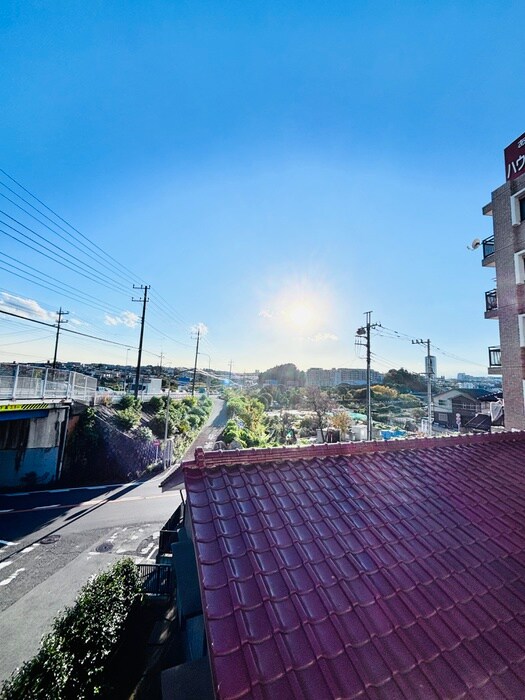 ホワイトコ－ト田奈の物件内観写真