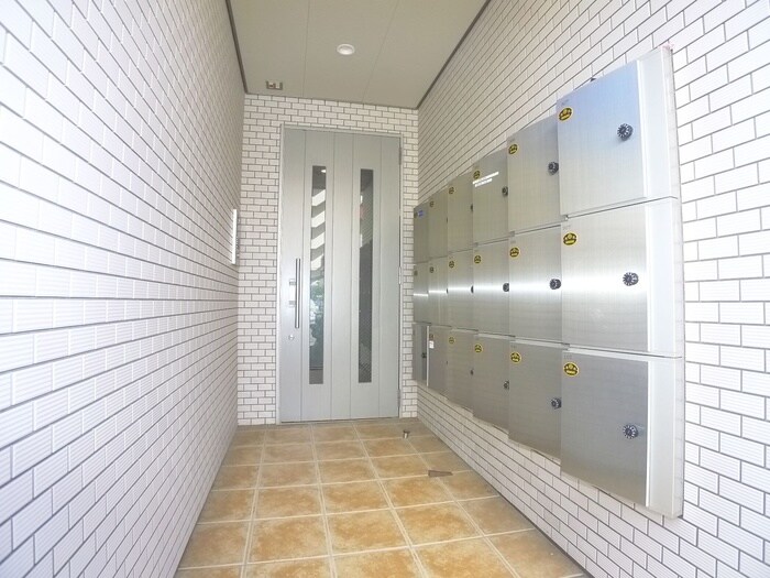 サンシャイン稔台の物件外観写真