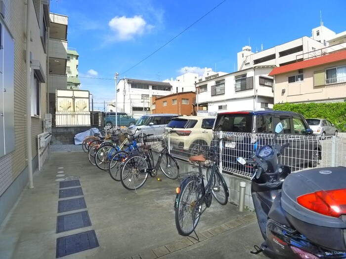 サンシャイン稔台の物件外観写真